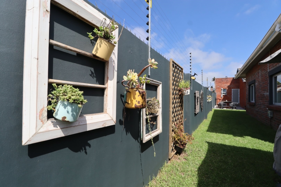 4 Bedroom Property for Sale in Sherwood Eastern Cape